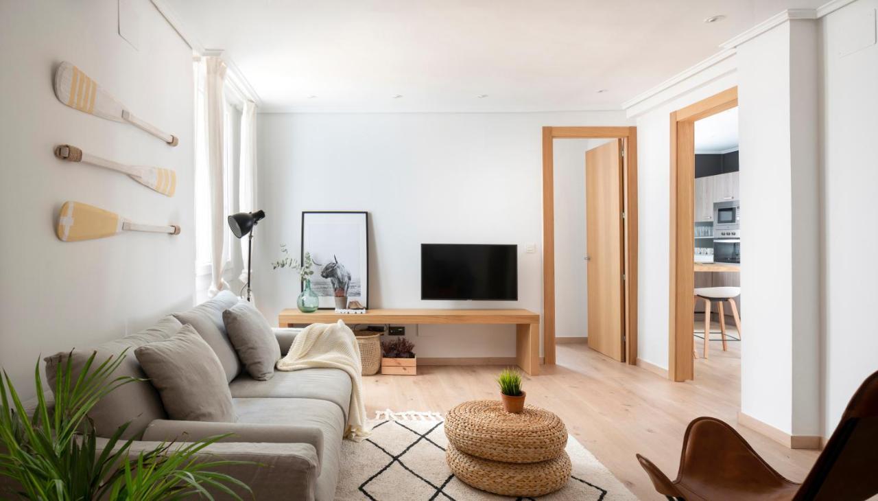 Ferienwohnung Premium Location! Gran Via & Free Parking Bilbao Exterior foto